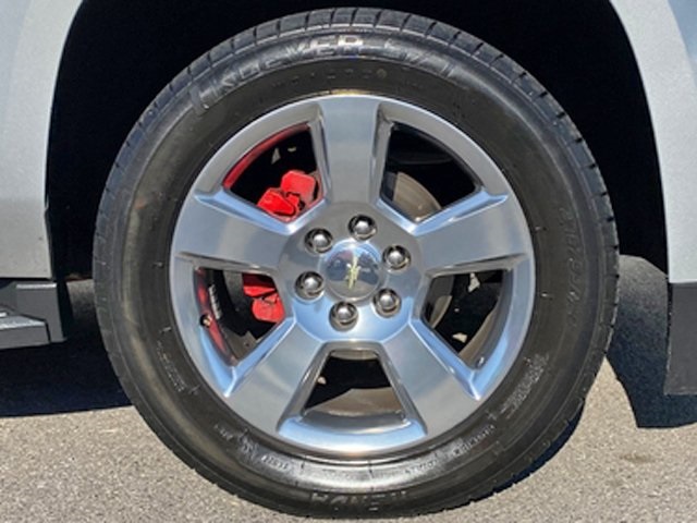 2016 Chevrolet Tahoe LT photo 27