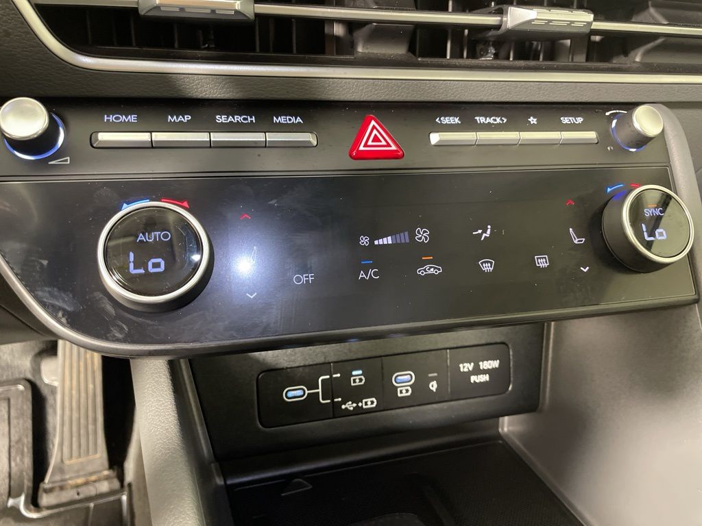 2024 Hyundai Sonata SEL Convenience photo 28