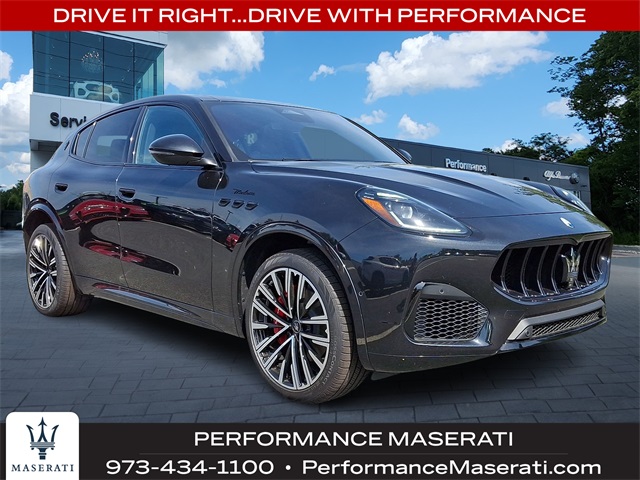 2025 Maserati Grecale MODENA's photo