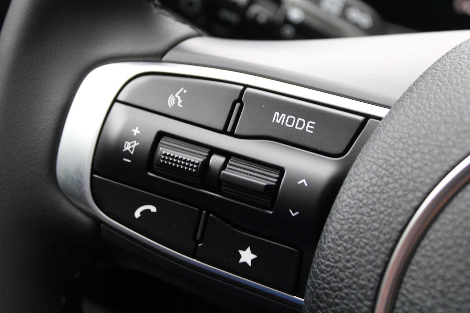 2025 Kia K5 GT-Line photo 44