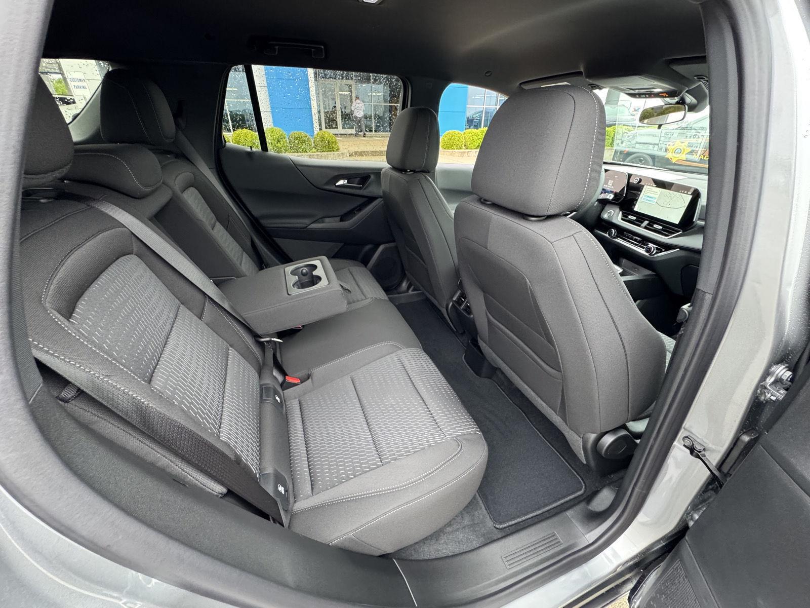 2026 Chevrolet Equinox LT photo 34