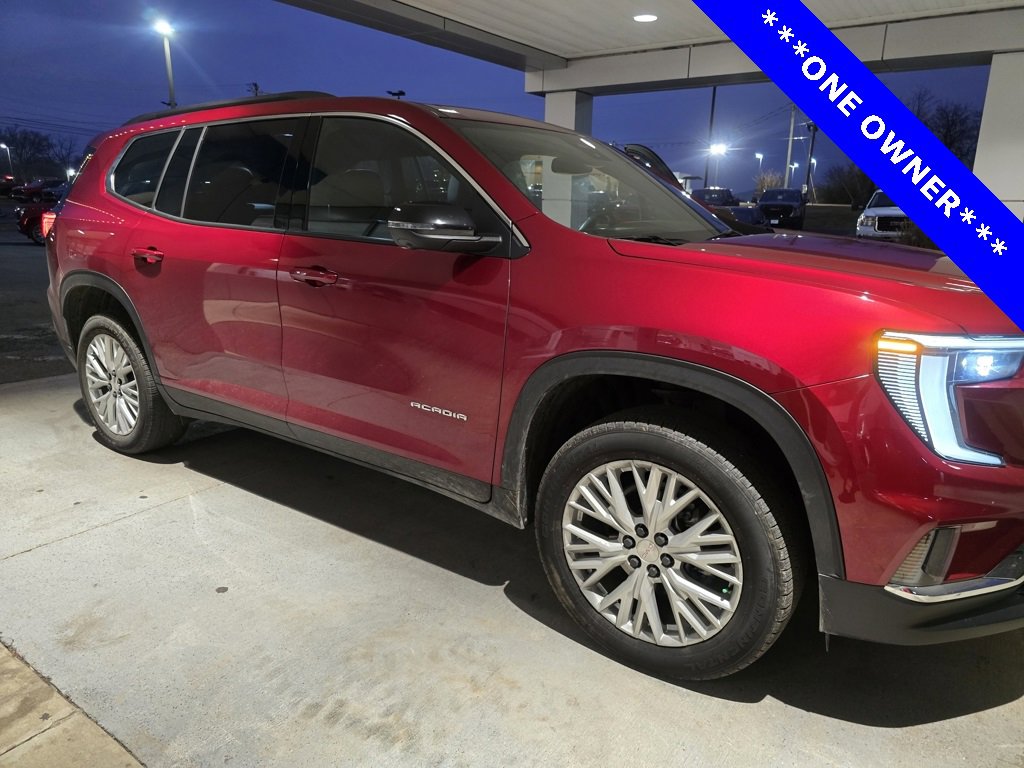 2025 GMC Acadia Elevation's photo