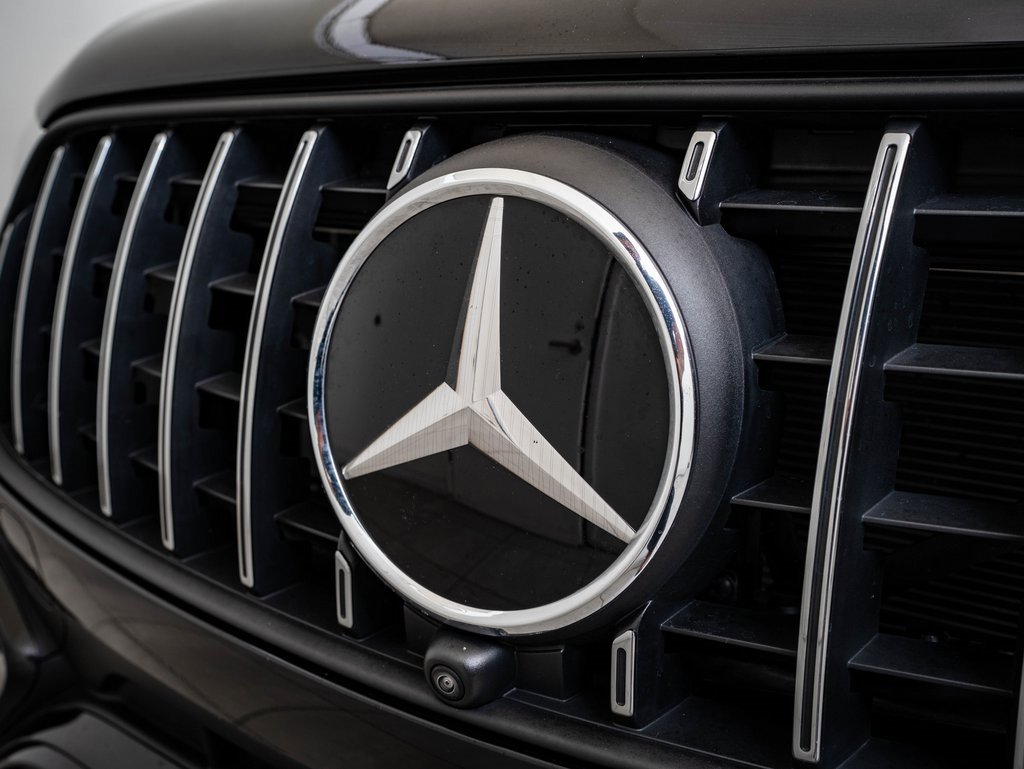 2024 Mercedes Benz GLC 43 AMG 4MATIC photo 3