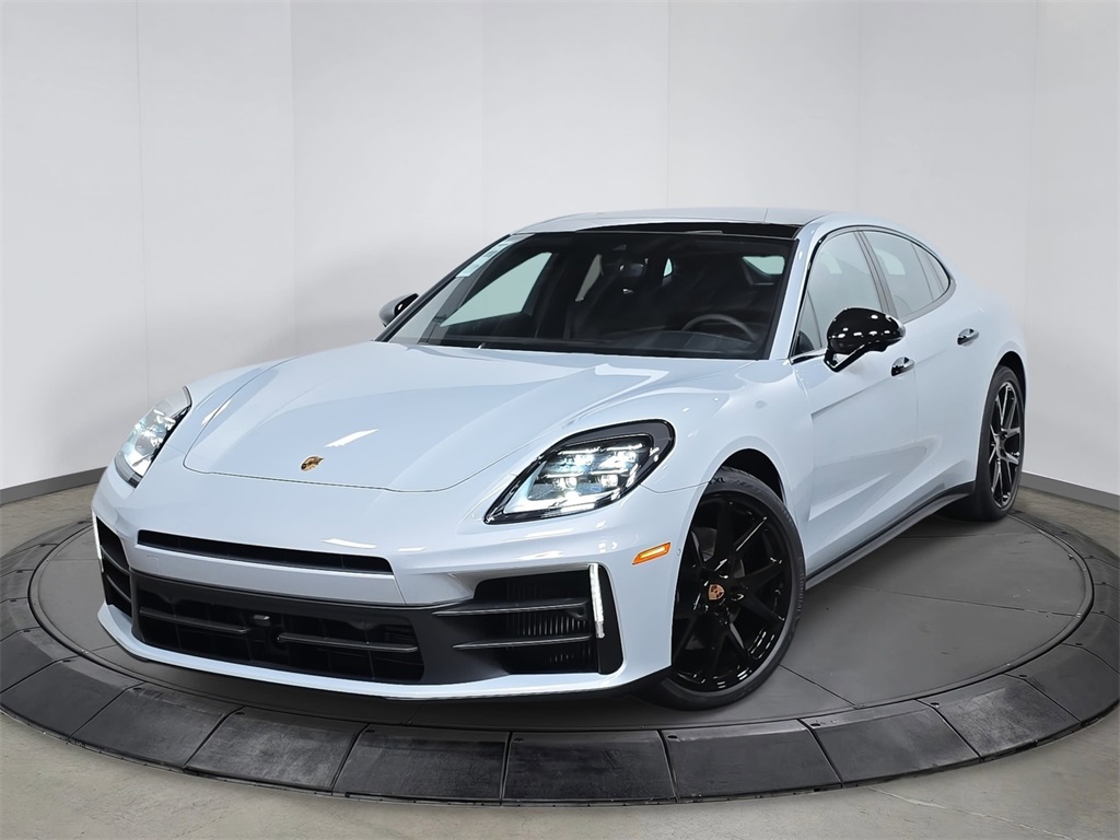 2026 Porsche Panamera Base