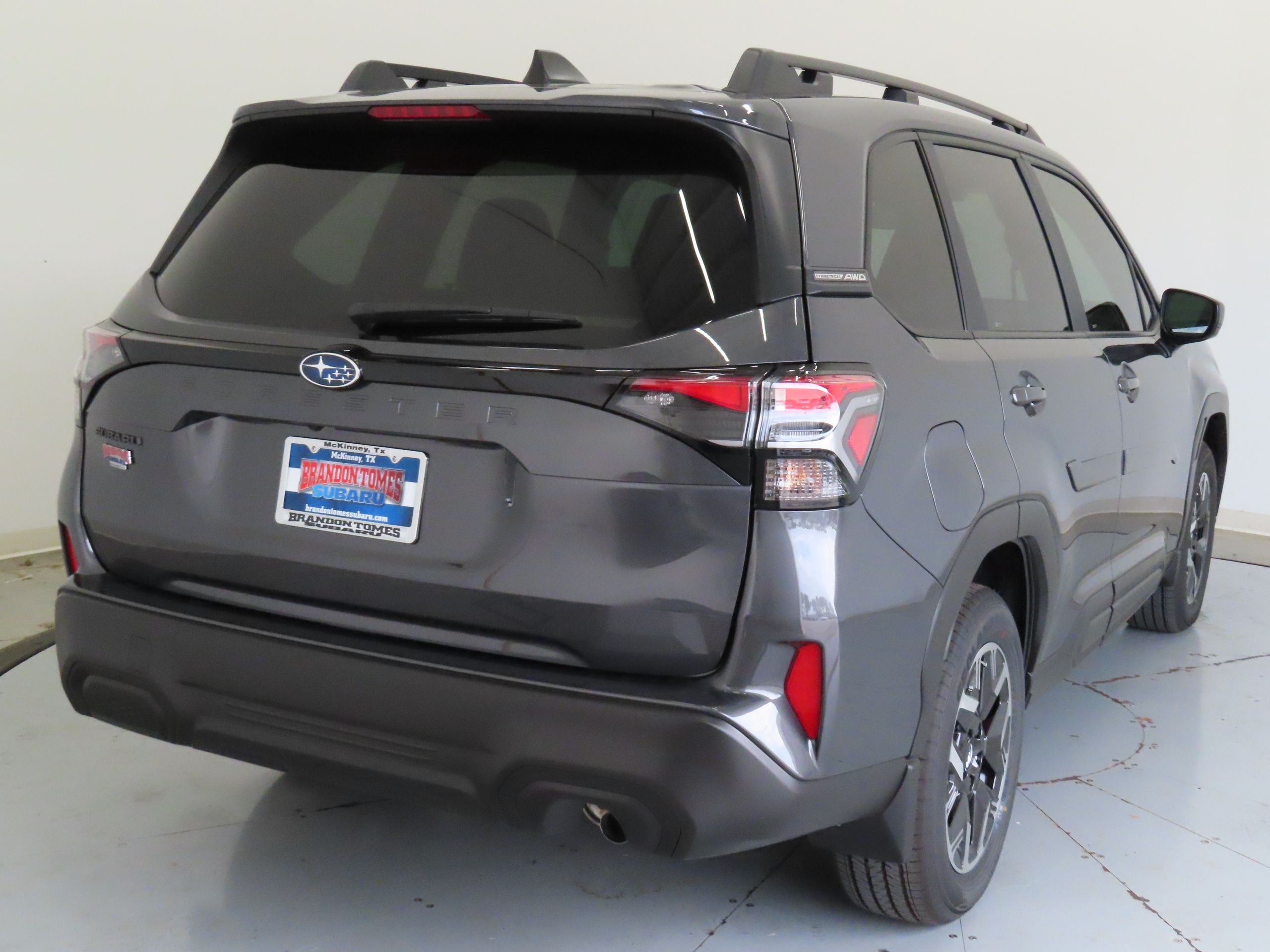 2025 Subaru Forester Premium photo 3