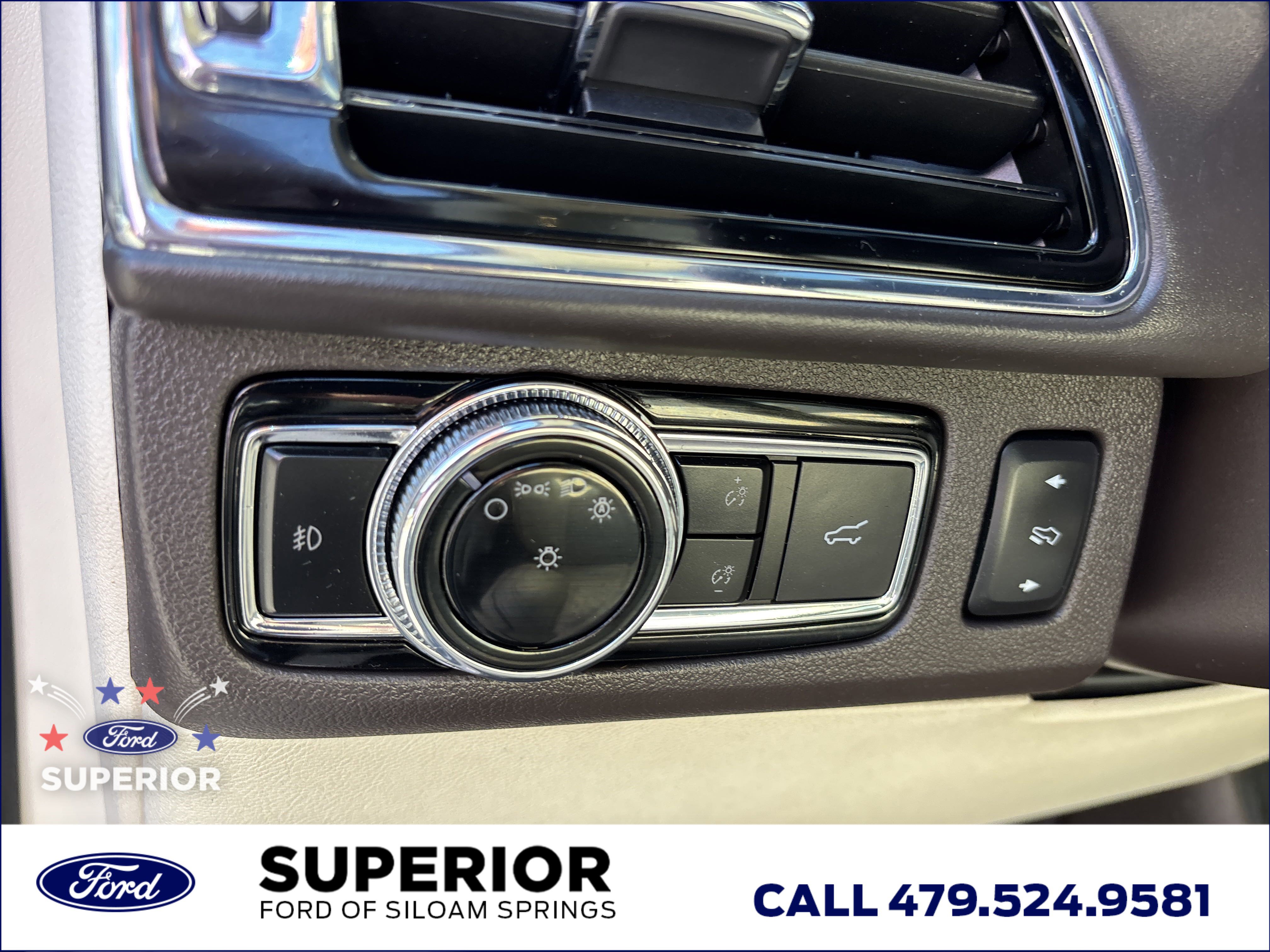 2021 Lincoln Navigator Black Label photo 12
