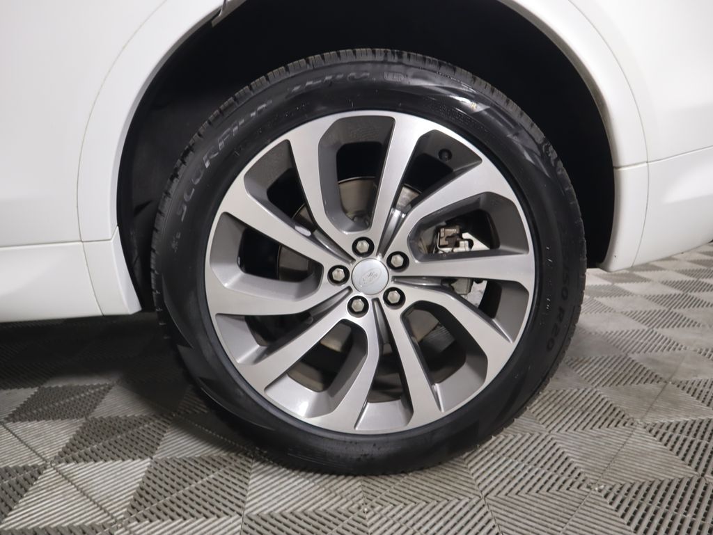 2023 Land Rover Discovery Sport SE R-Dynamic photo 30