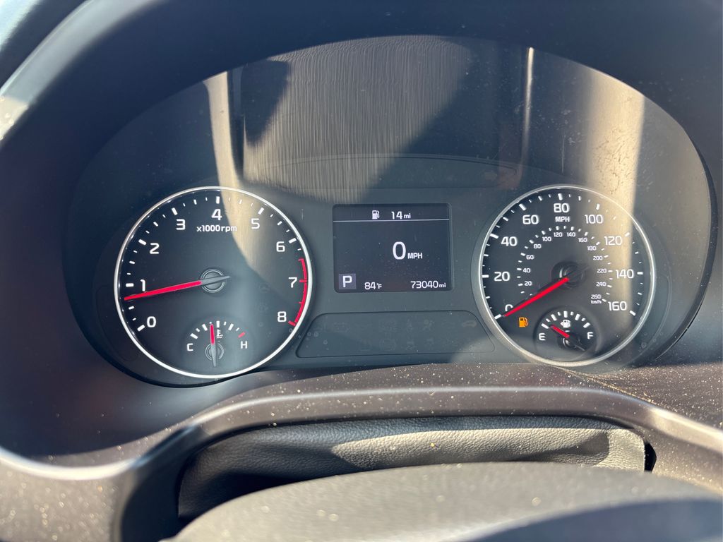 2022 Kia Seltos LX photo 19