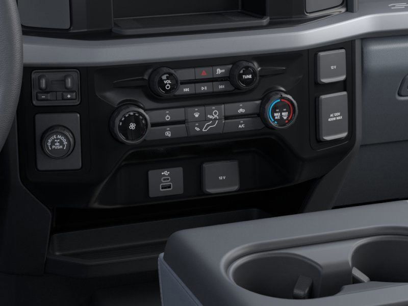 2026 Ford F-250 photo 12
