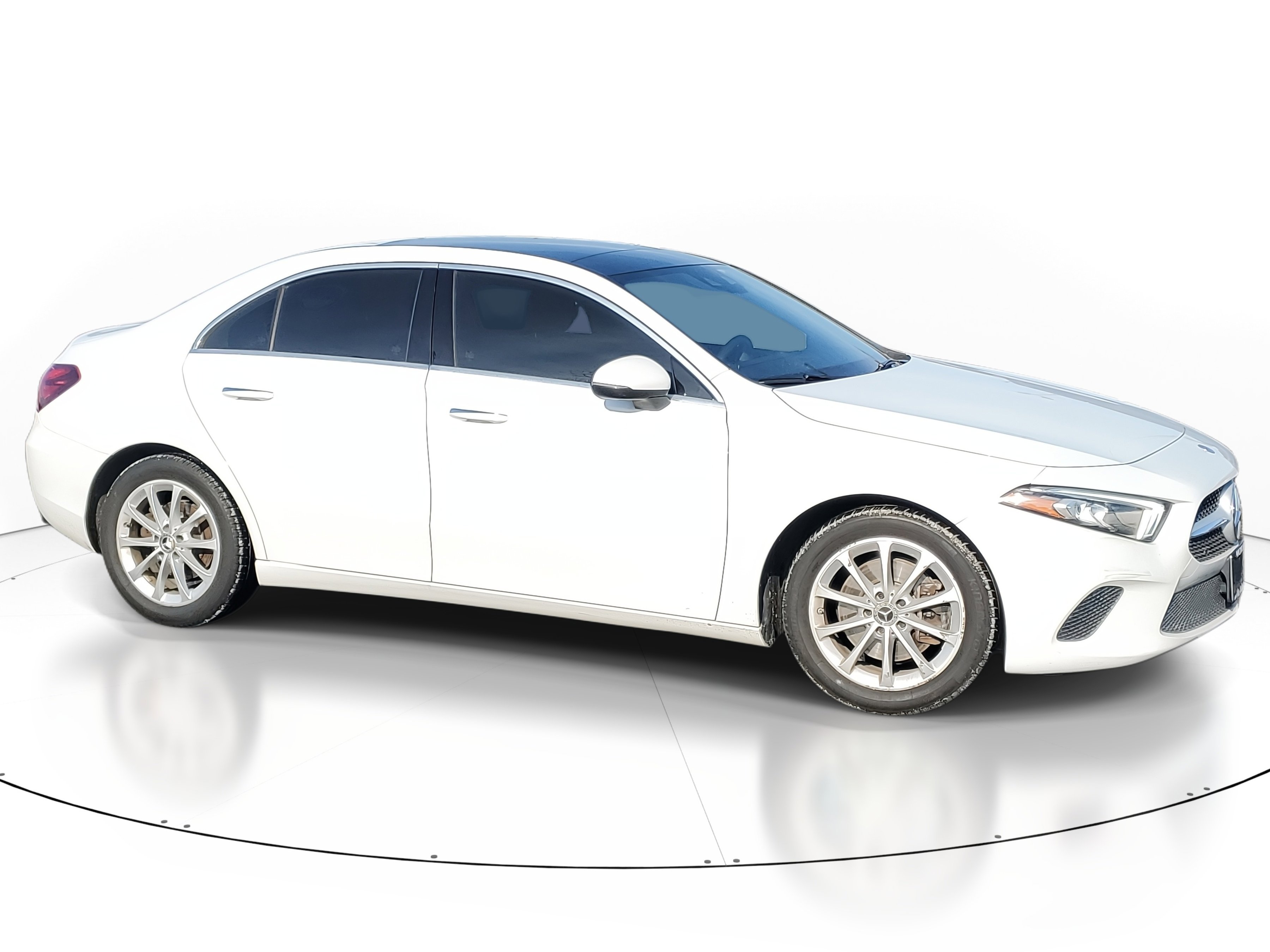 2020 Mercedes-Benz A-Class A220's photo