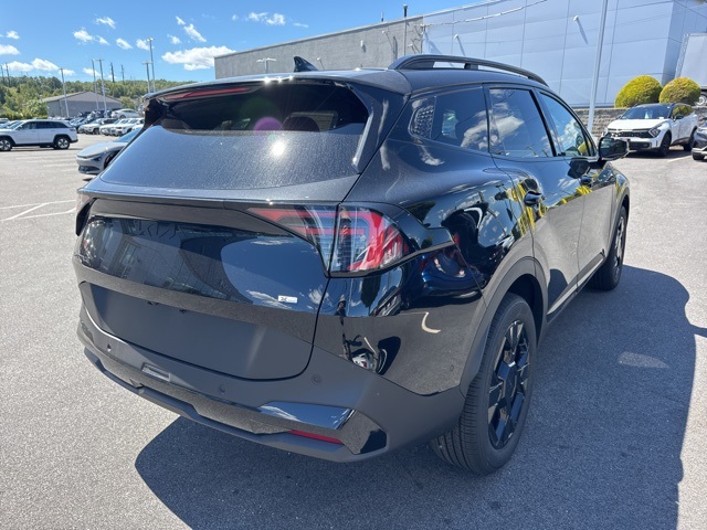 2026 Kia Sportage X-Line photo 3