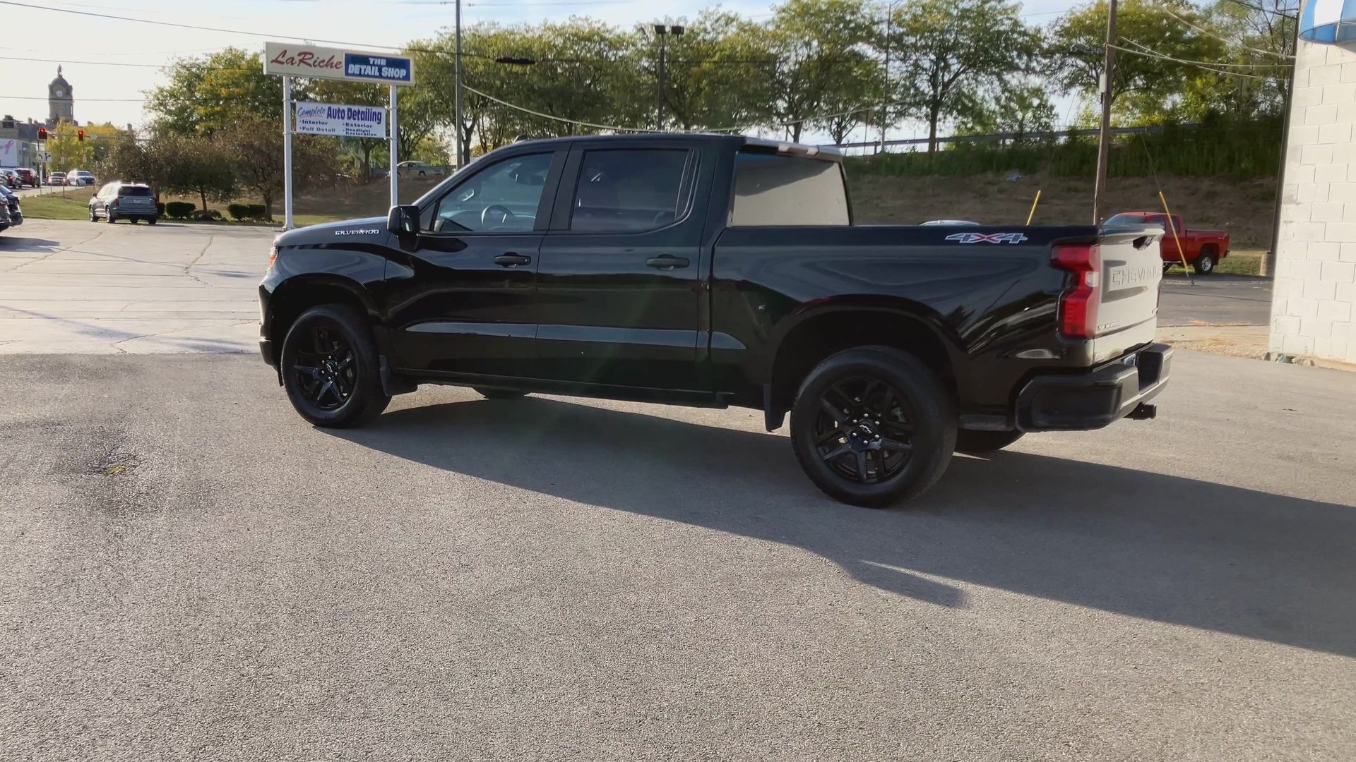 2023 Chevrolet Silverado 1500 Custom photo 27