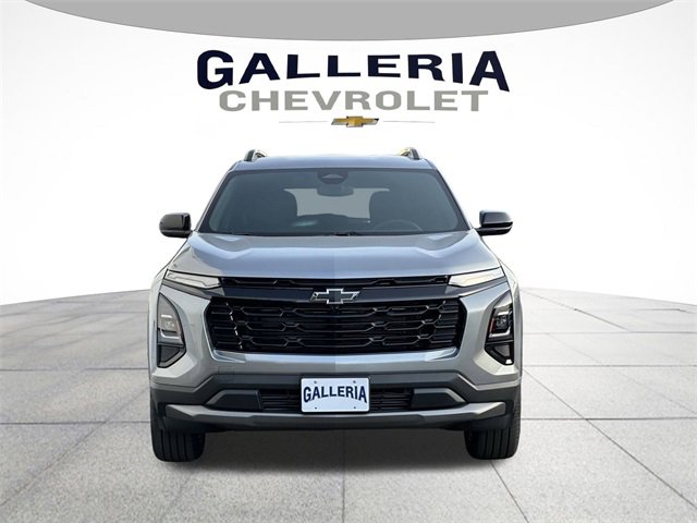 2026 Chevrolet Equinox LT photo 2