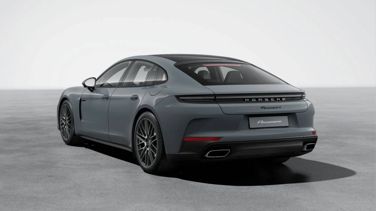 2026 Porsche Panamera 4 E-Hybrid photo 3