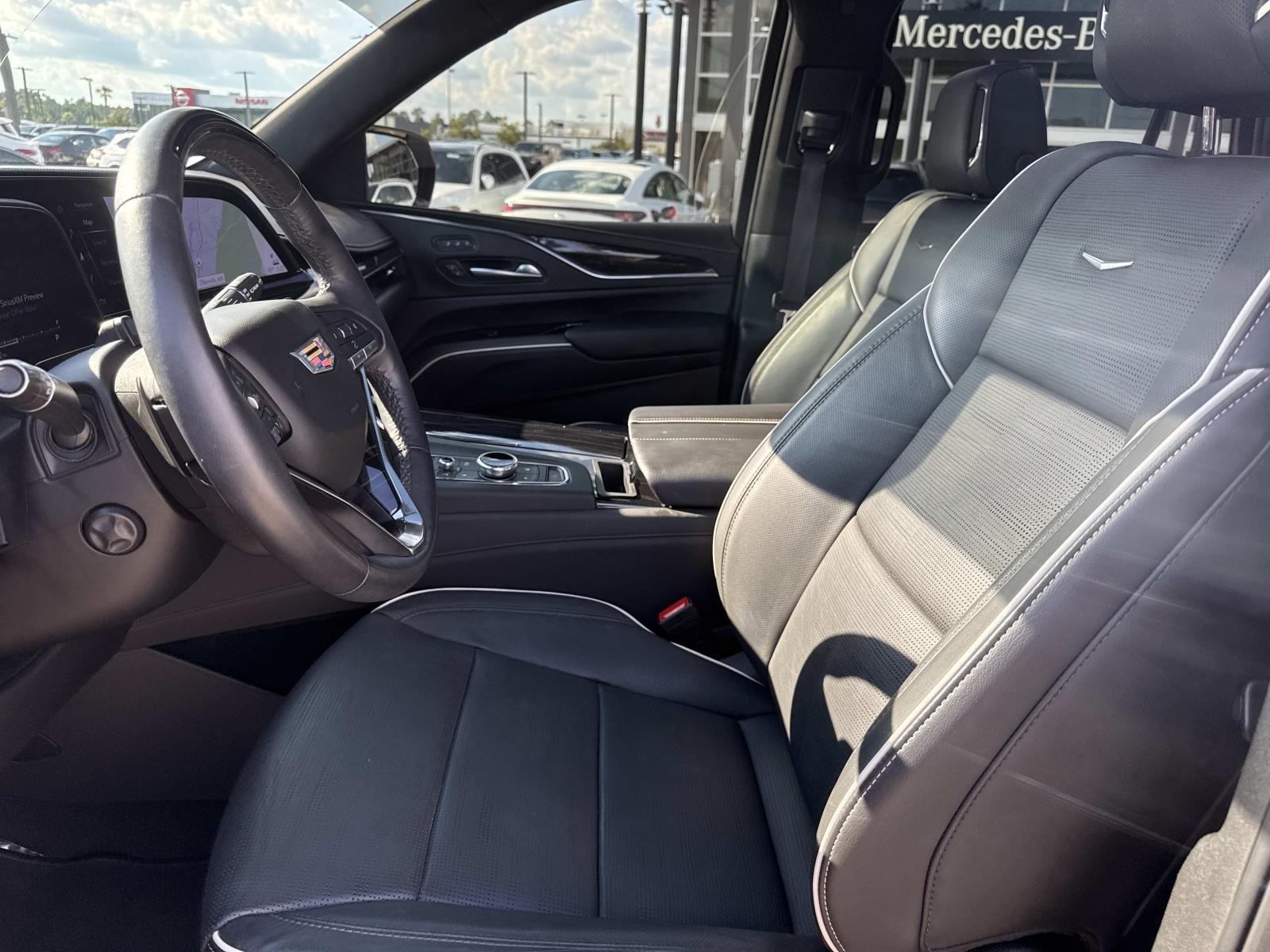 2024 Cadillac Escalade Sport photo 13
