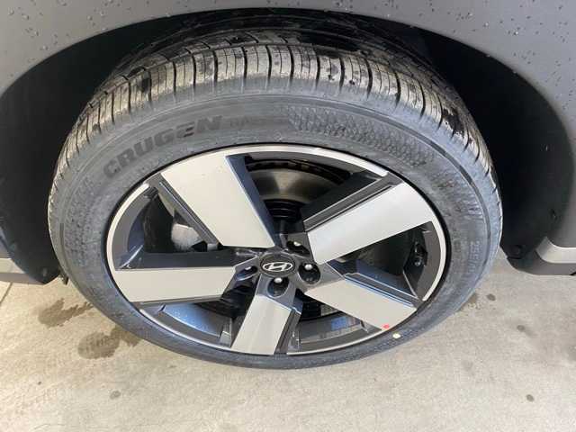 2025 Hyundai Santa Fe Limited Sport photo 11