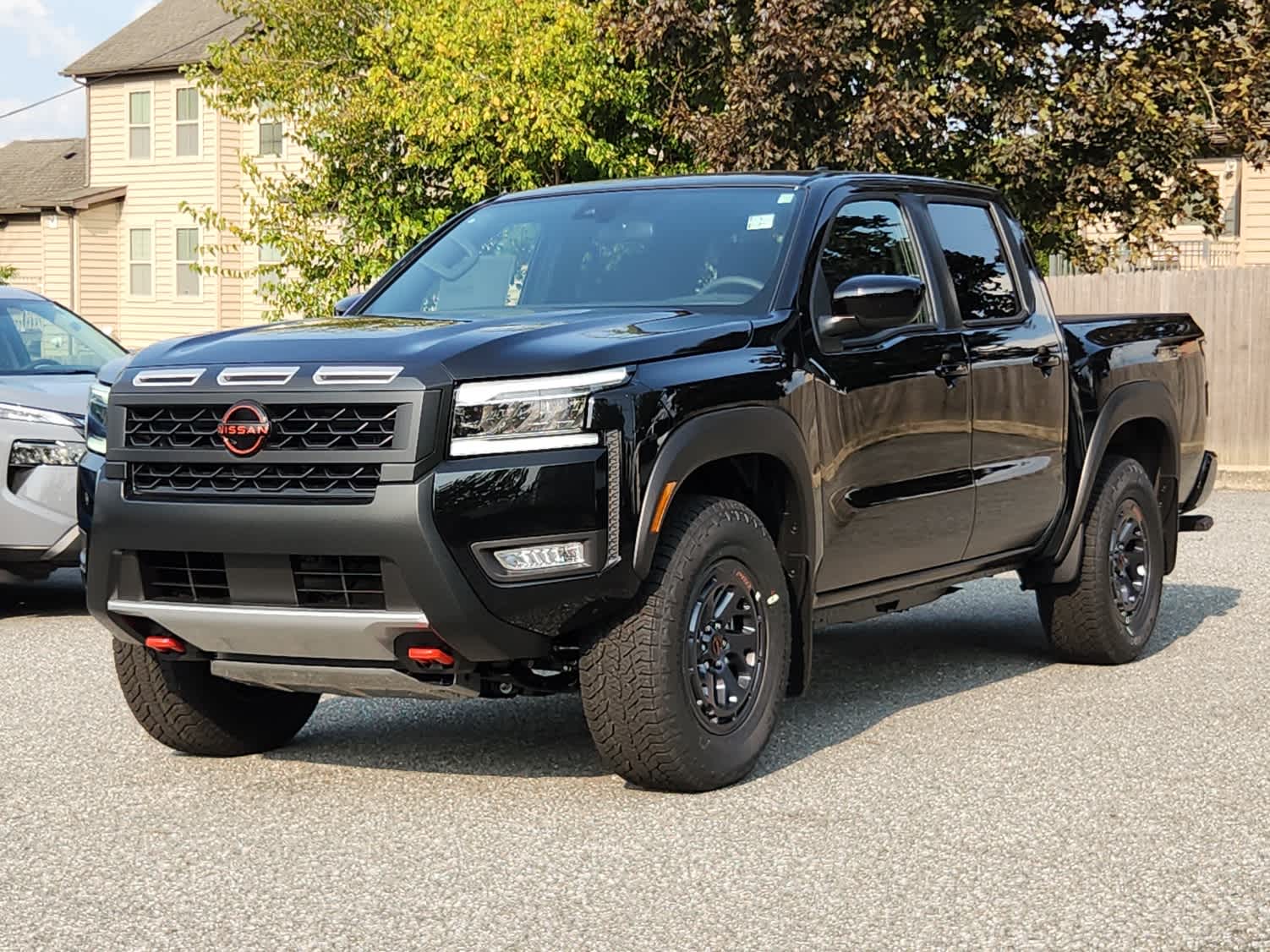 2025 Nissan Frontier PRO-4X's photo