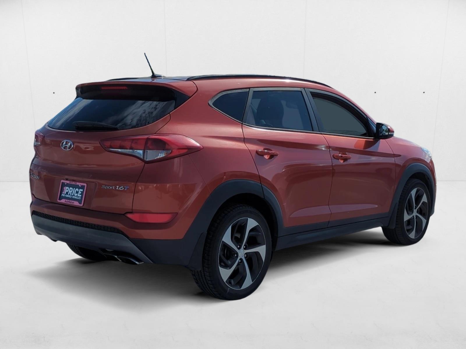 2016 Hyundai Tucson Sport photo 3