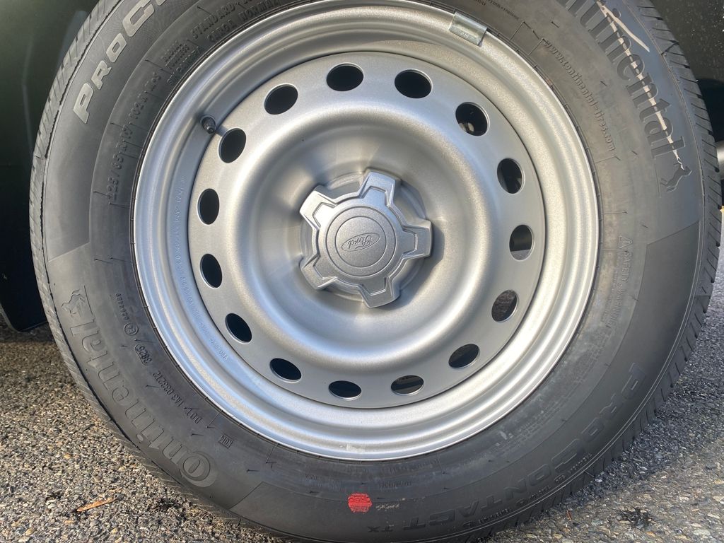 2025 Ford Maverick XL photo 4