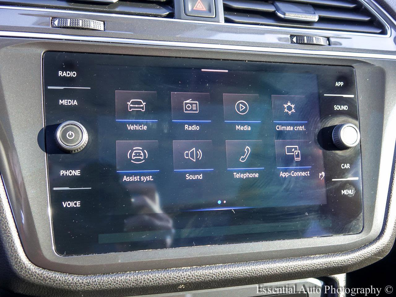 2023 VOLKSWAGEN TIGUAN - Image 13