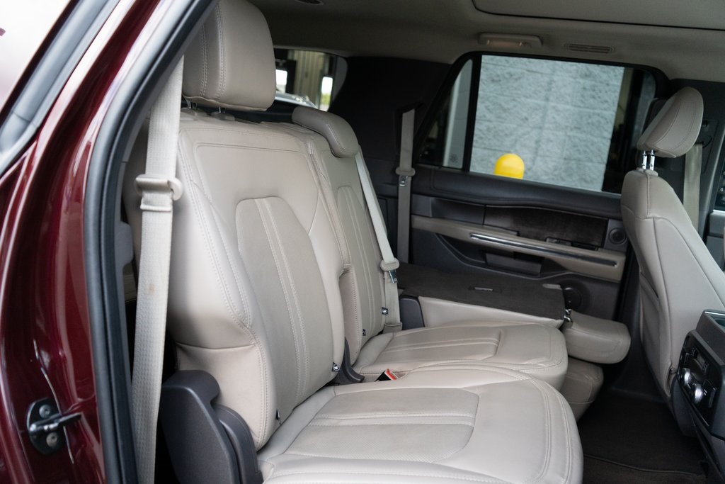 2021 Ford Expedition MAX Limited photo 17