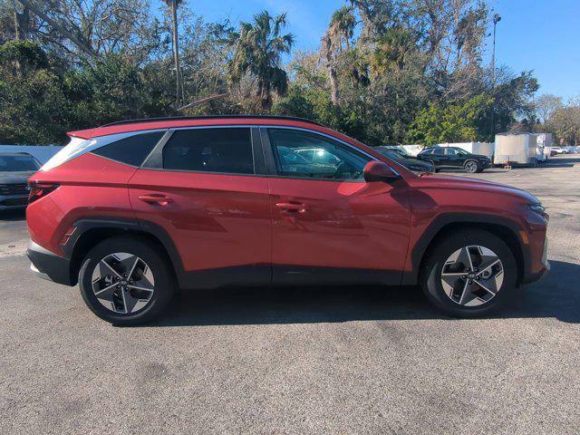 2025 Hyundai Tucson SEL photo 3