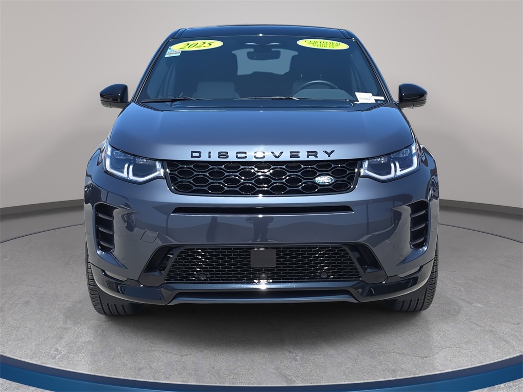 2025 Land Rover Discovery Sport SE photo 2