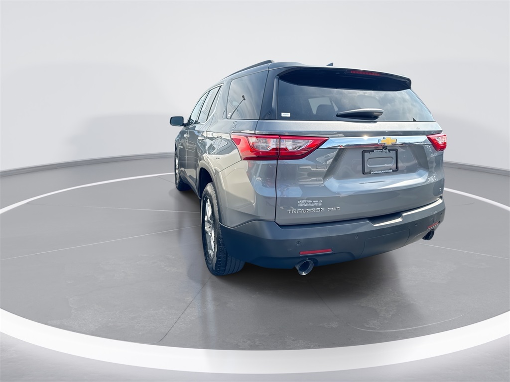 2019 Chevrolet Traverse 3LT photo 2