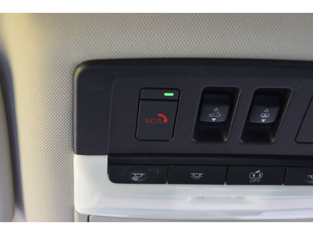 2021 Nissan Rogue SL photo 28