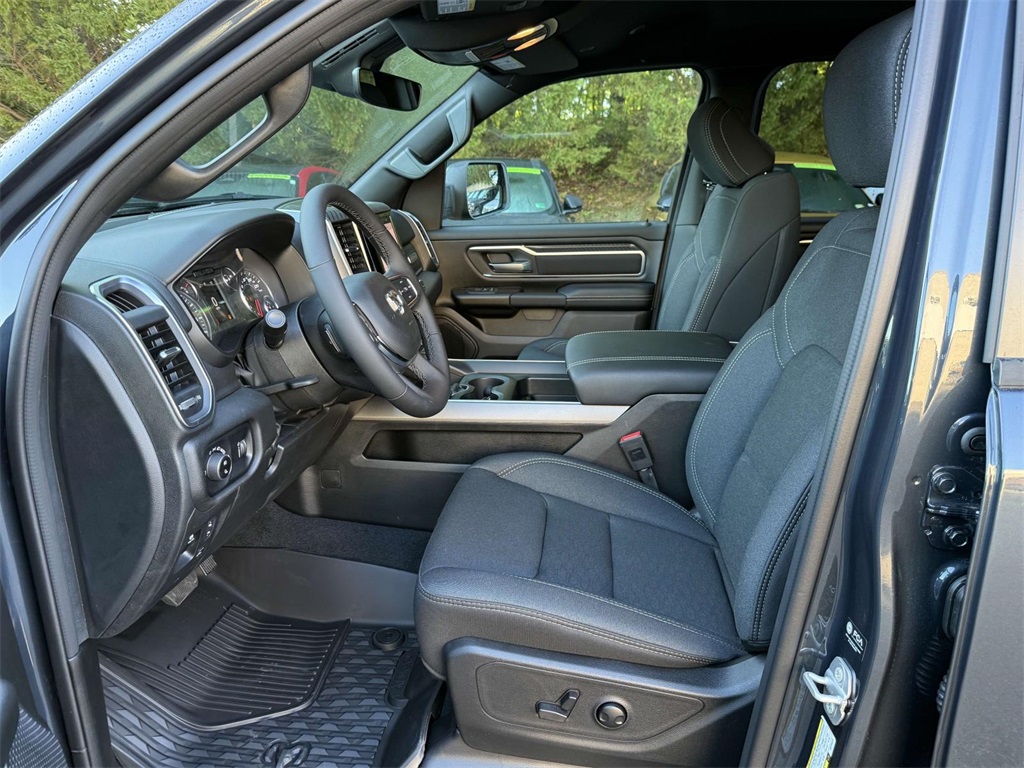 2025 Ram 1500 Big Horn Lone Star photo 11