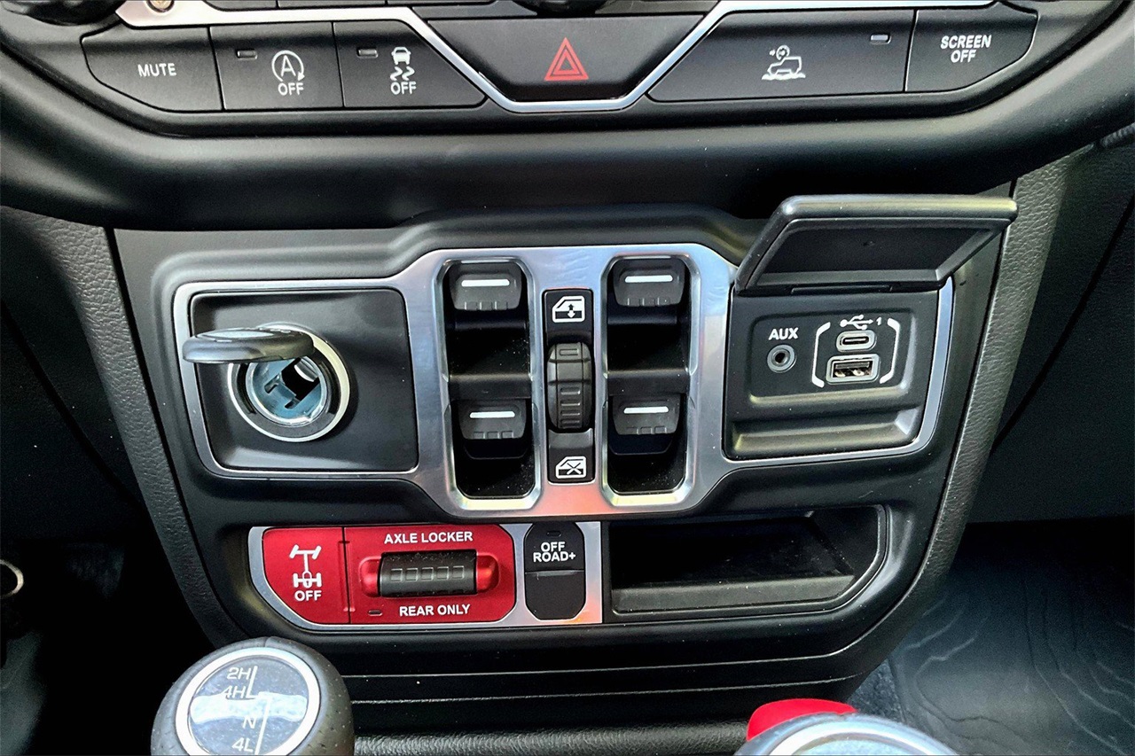 2023 Jeep Gladiator Mojave photo 15