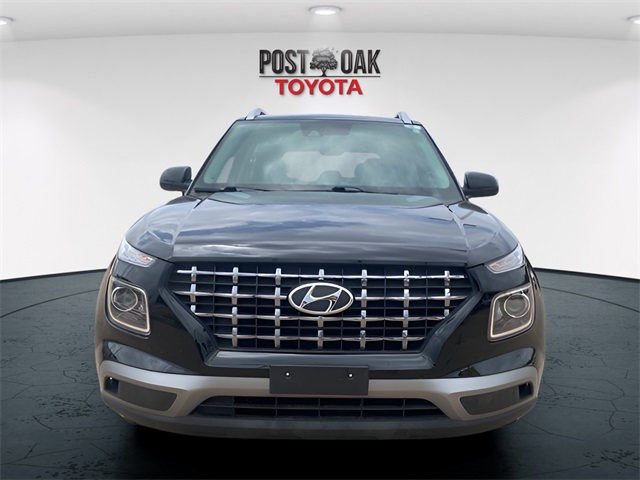 Used 2021 Hyundai Venue SEL with VIN KMHRC8A30MU108666 for sale in Midwest City, OK