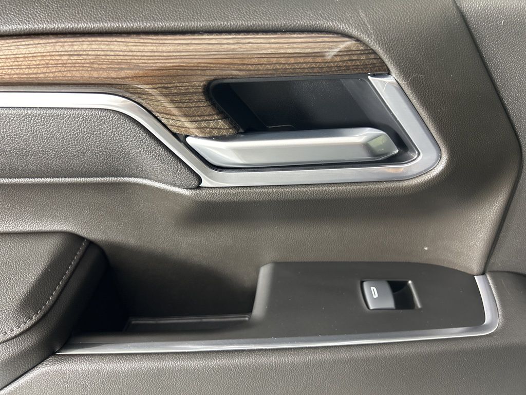 2025 Chevrolet Silverado 1500 RST photo 35