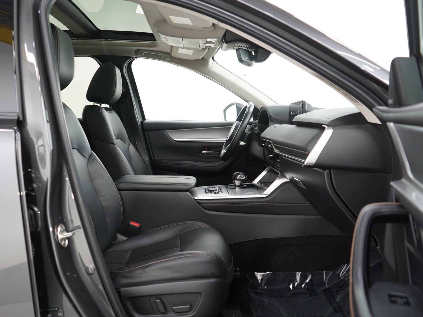 2024 Mazda CX-90 Premium photo 10