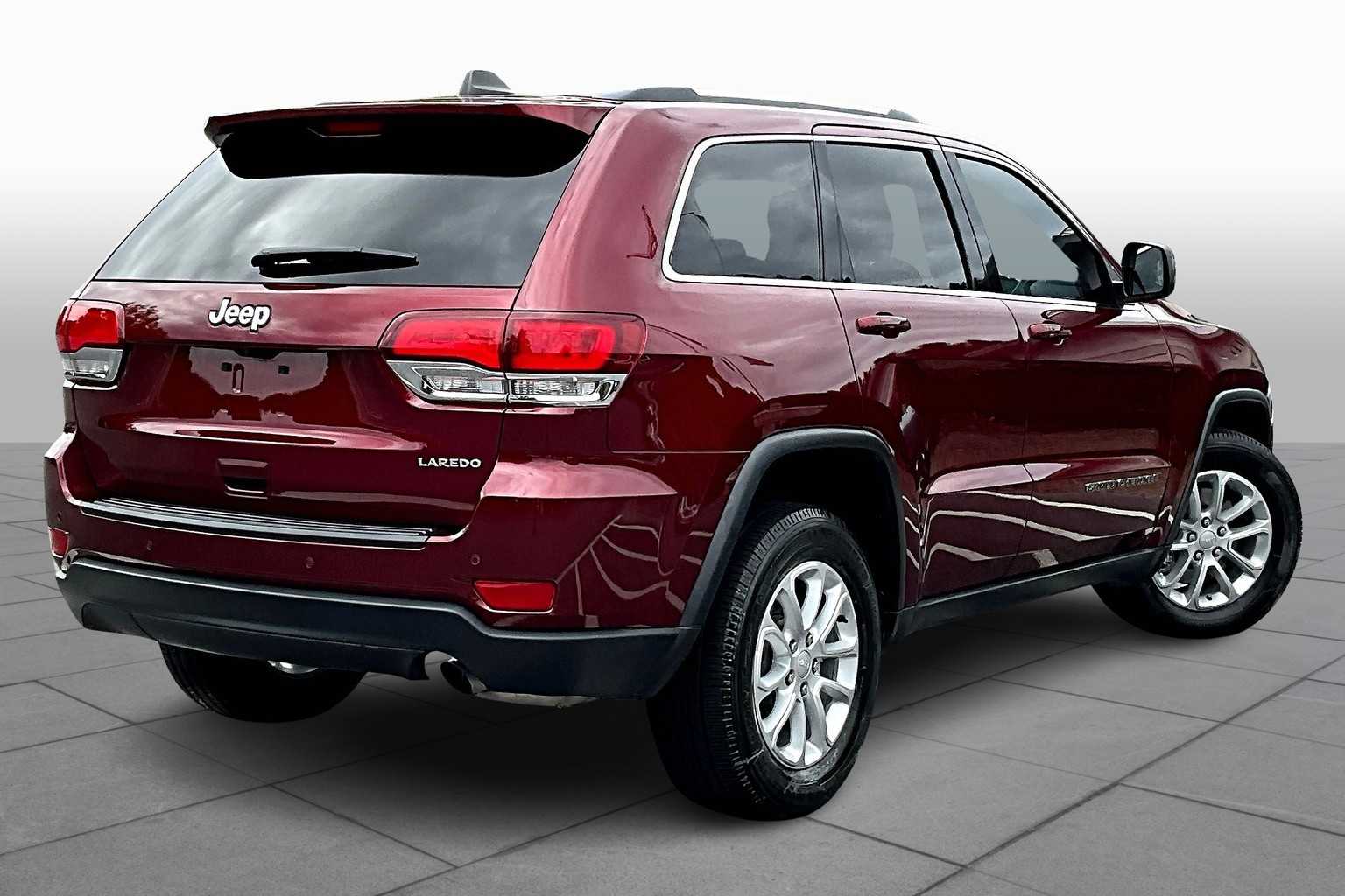 2021 Jeep Grand Cherokee Laredo E photo 12