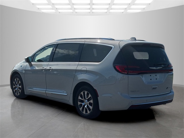 2021 Chrysler Pacifica Hybrid Pinnacle photo 5