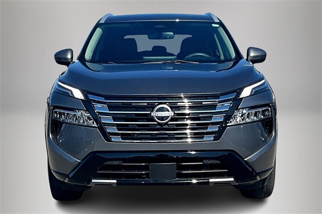 2024 Nissan Rogue Platinum photo 3