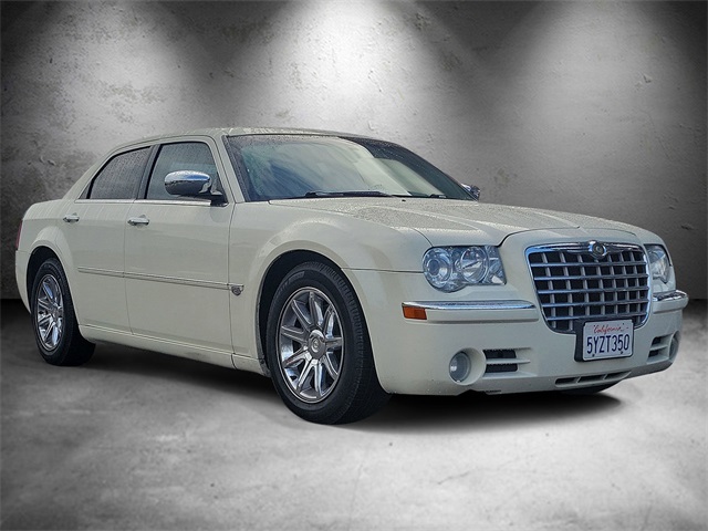 Used 2006 Chrysler 300 C with VIN 2C3KA63HX6H534707 for sale in Hemet, CA