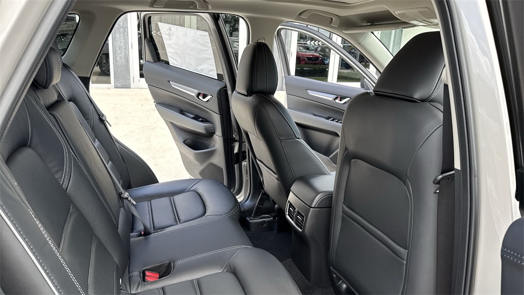 2025 Mazda CX-5 2.5 Premium Plus photo 33