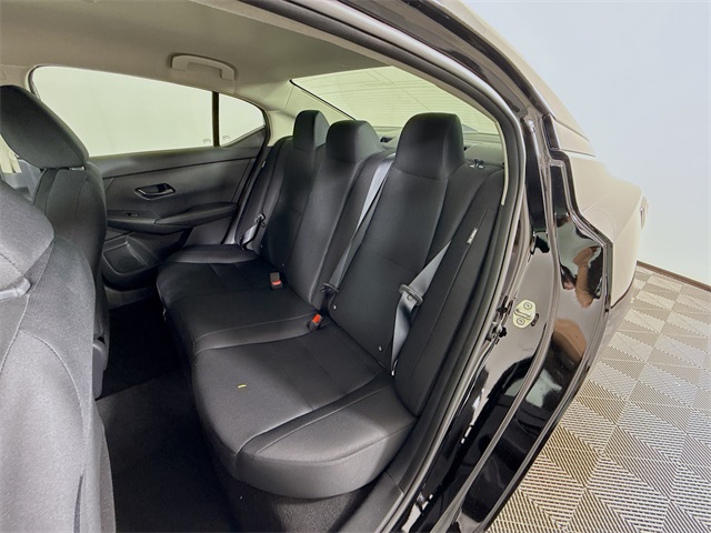 2025 Nissan Sentra S photo 5
