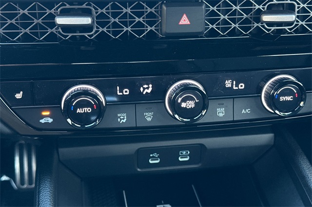 2025 Honda Accord Hybrid Sport-L photo 17