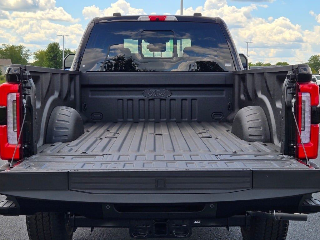 2026 Ford F-350 photo 14
