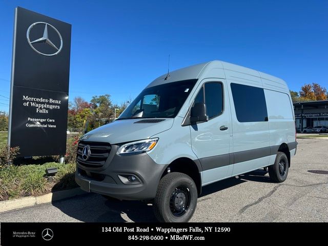 2026 Mercedes-Benz Sprinter Cargo Van Base's photo