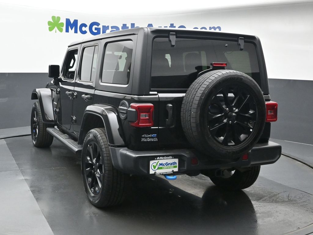 2023 Jeep Wrangler Sahara 4xe photo 18