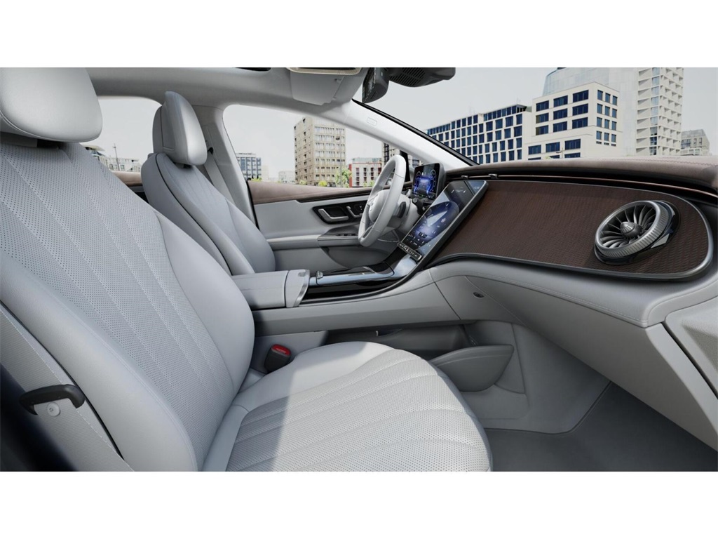 2024 Mercedes Benz 350 4MATIC photo 4