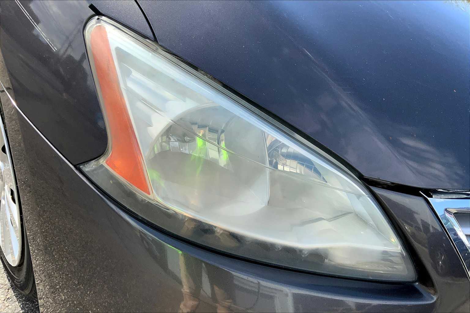 2015 Nissan Sentra SV photo 24