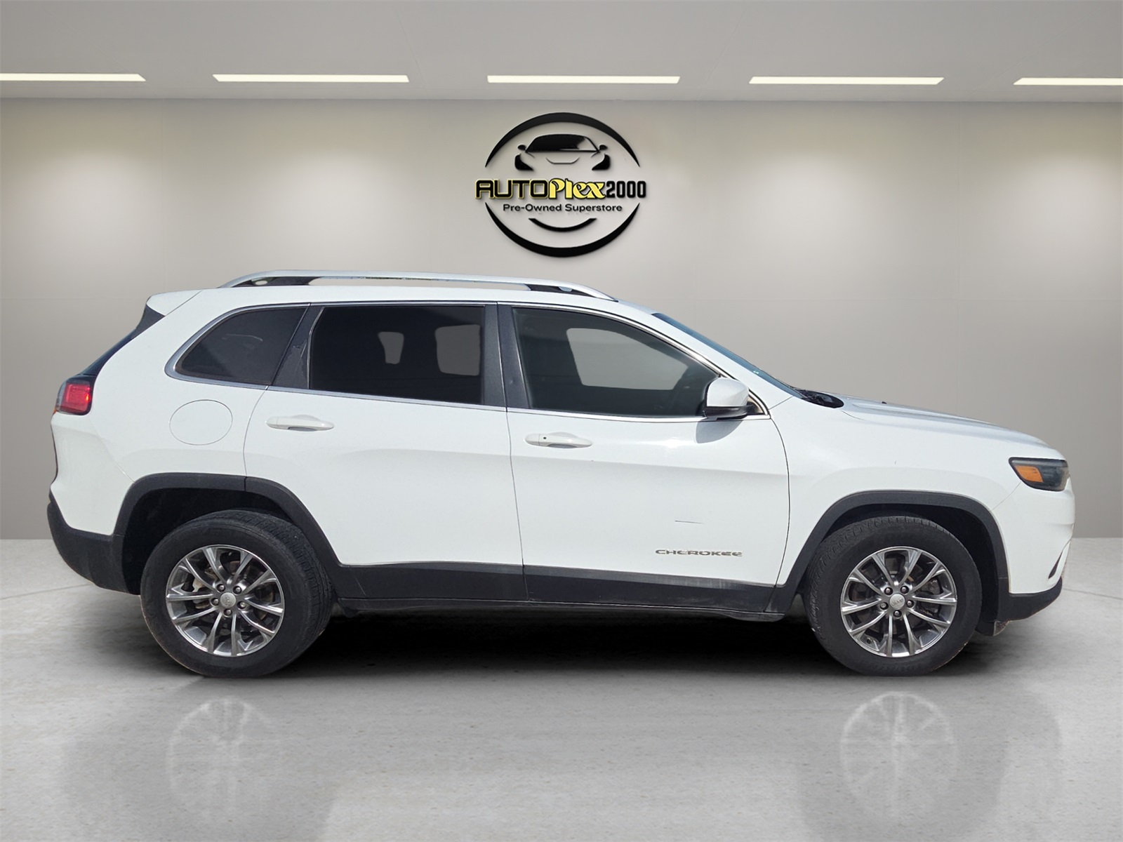 2020 Jeep Cherokee Latitude photo 3