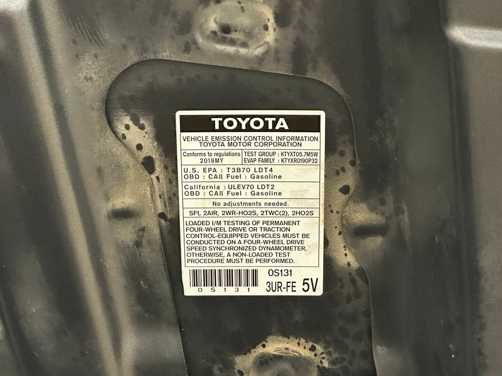 2019 Toyota Sequoia SR5 photo 12