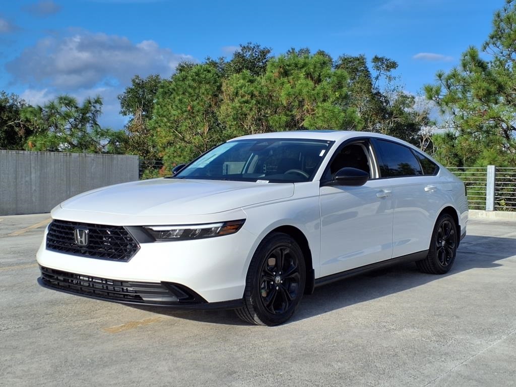 2025 Honda Accord SE photo 2