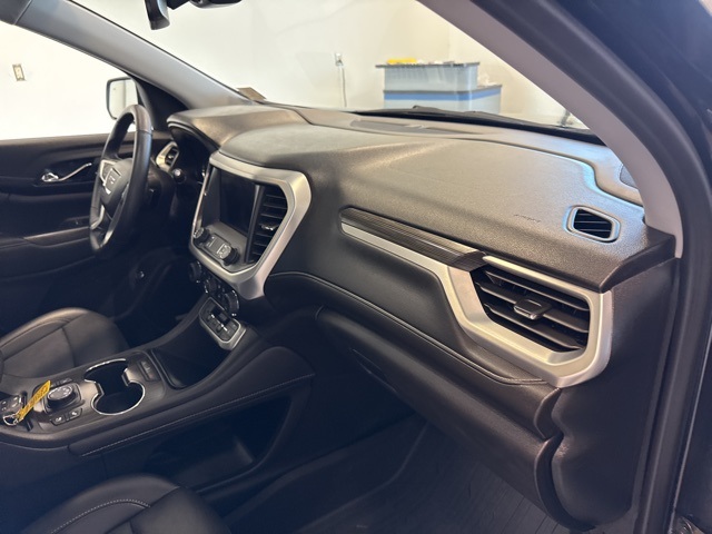 2023 Gmc Acadia SLT photo 42